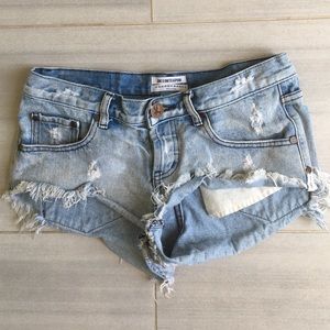Like new One Teaspoon Bonitas Denim Cutoffs Sz 26